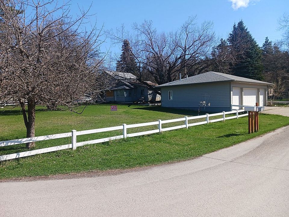 2nd image of 715 Electric Ave