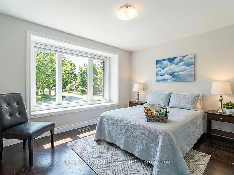 14 Donata Dr — Photo 9