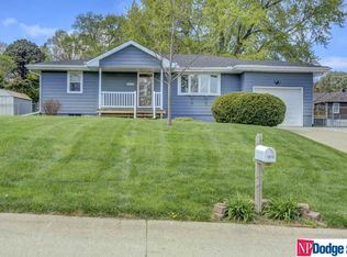 3810 N 75th St, Omaha, NE 68134