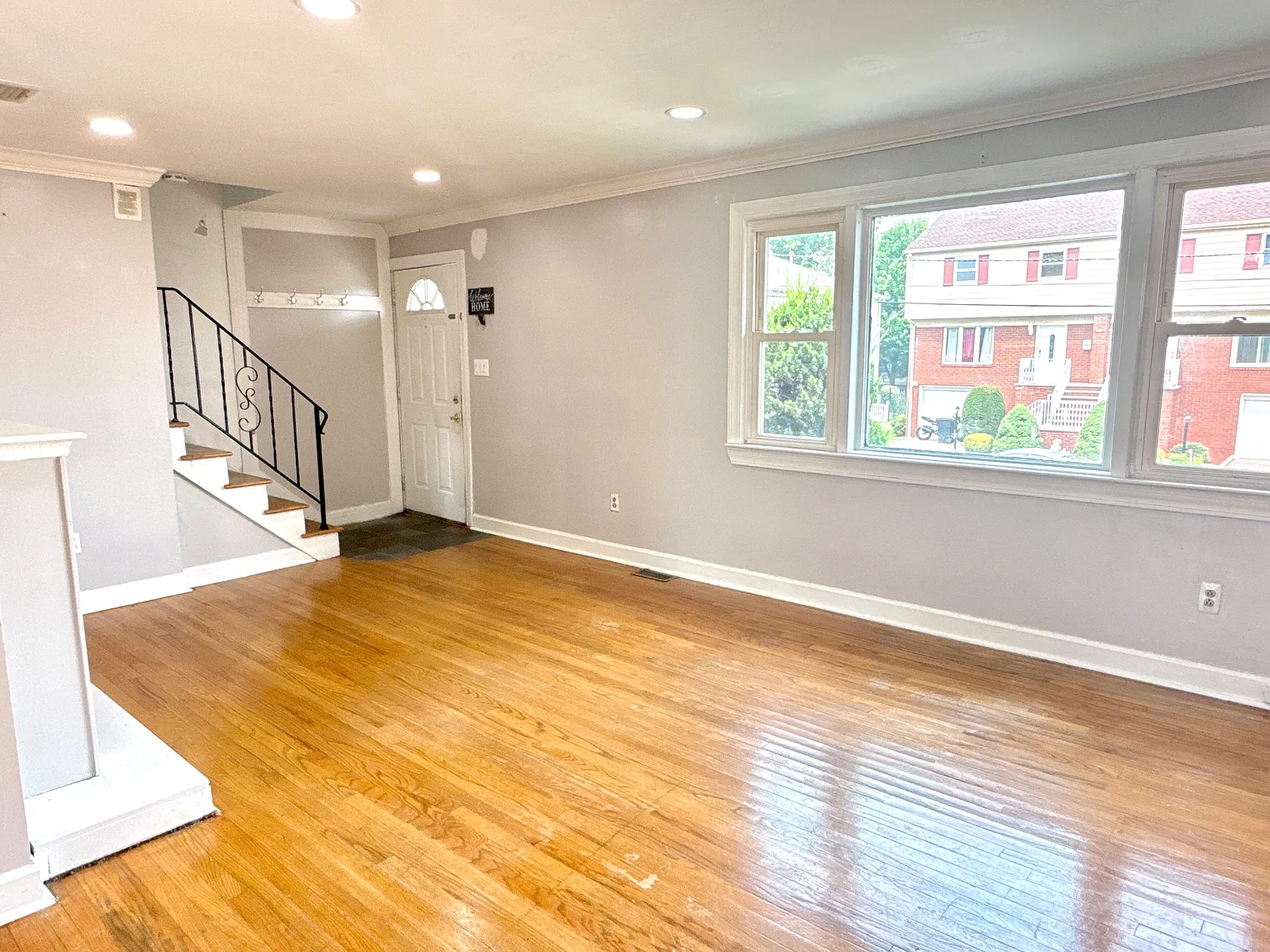 3 bed, 1.5 bath, $2,975 — Photo 4