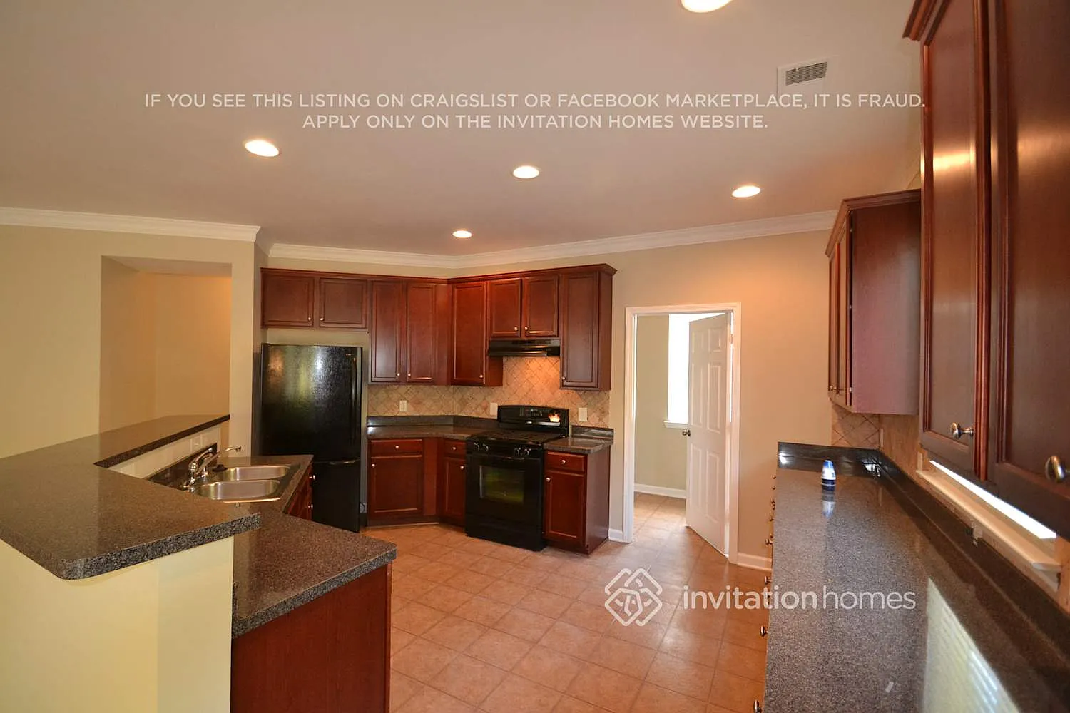 2575 Meadow Trace Dr Grayson, GA 30017 — Photo 4