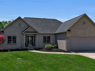 38 Nicholas Ln, Lancaster, NY, 14086