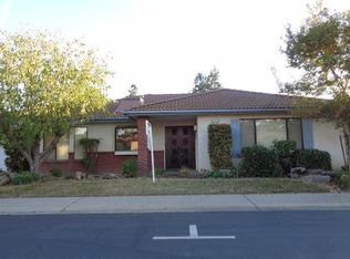 913 E Goshen Ave, Fresno, CA