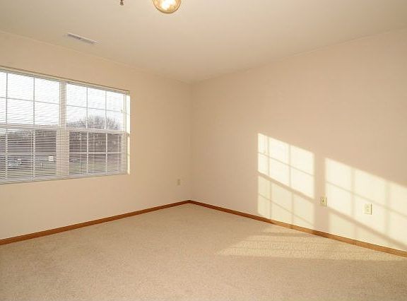 Jackson St Master Bdrm