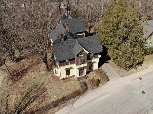 14 Pleasant Street, Franklin, NH 03235