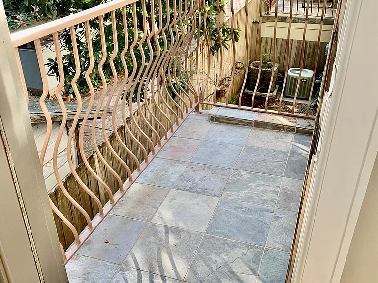 542 Bomar St — Photo 12
