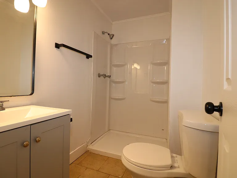 21 Larue St #7 — Photo 7