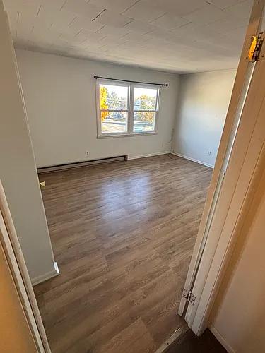 5107 N Catherine St #6 Photo 1