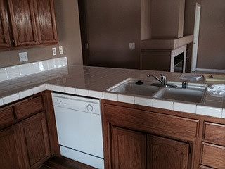 4th image of 2115 N Virginia Ct