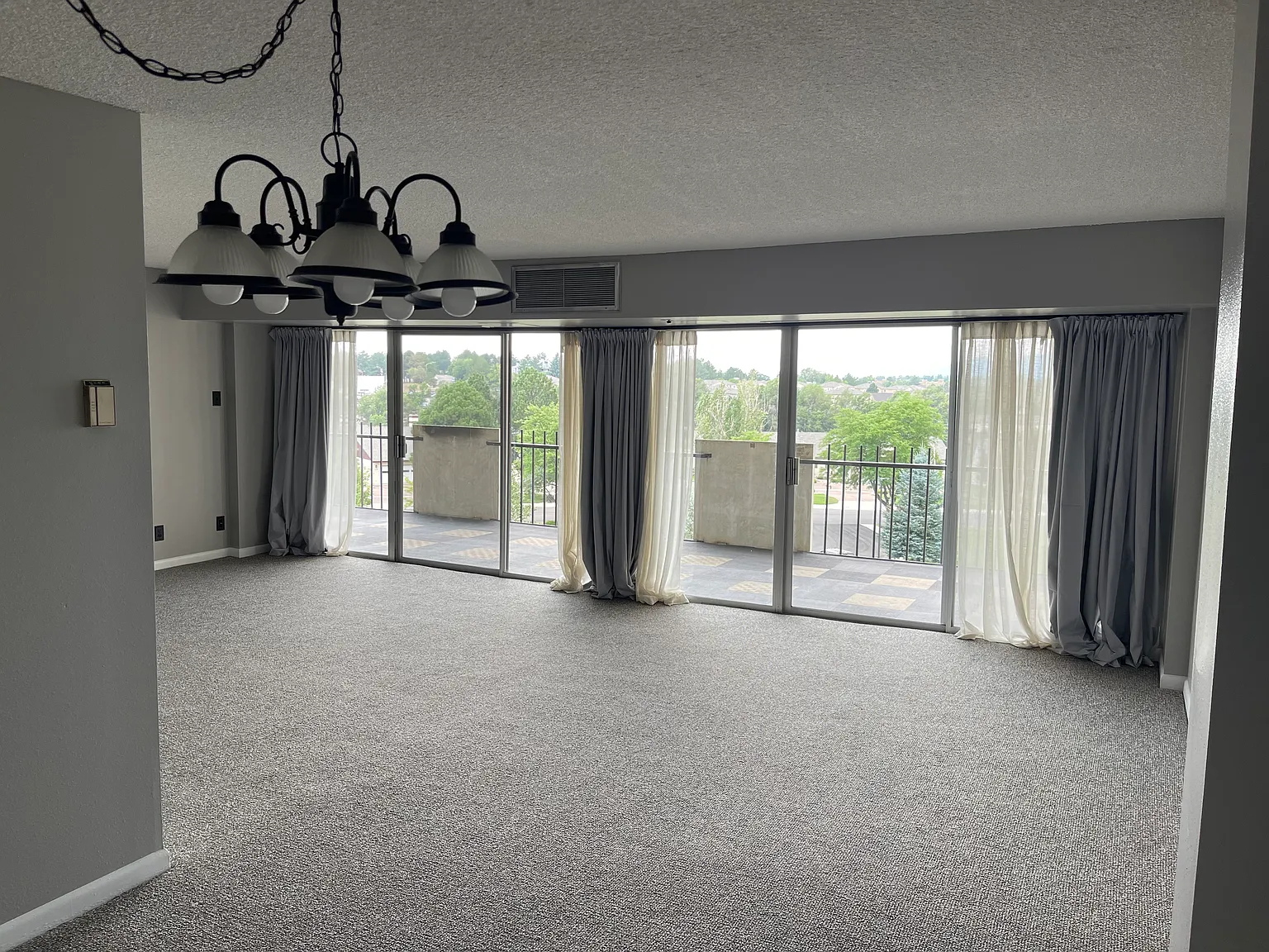 2 bed, 1152 sqft, $1,800 — Photo 4
