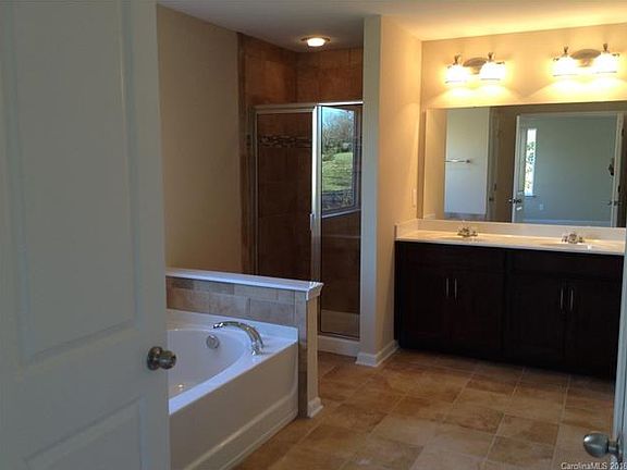 4th image of 4231 Craighill Ln