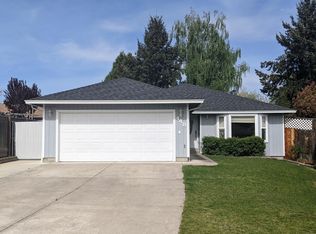 448 Daniel St, Central Pt, OR 97502