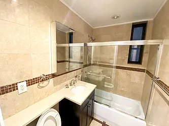 Rented by MOTION New York