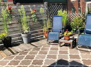 258 W 12th St APT 2, New York, NY 10014