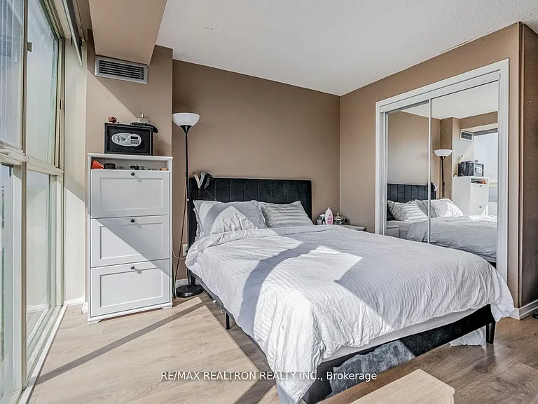 4185 Shipp Dr #618 — Photo 9