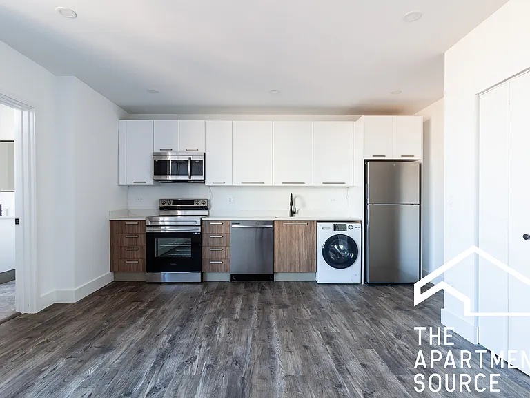 941 W Carmen Ave #507 — Photo 2