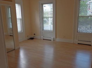 23 Maple St #1, Ramsey, NJ 07446