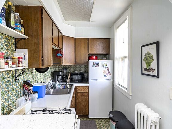 4th image of 1625 E 1st St APT 1