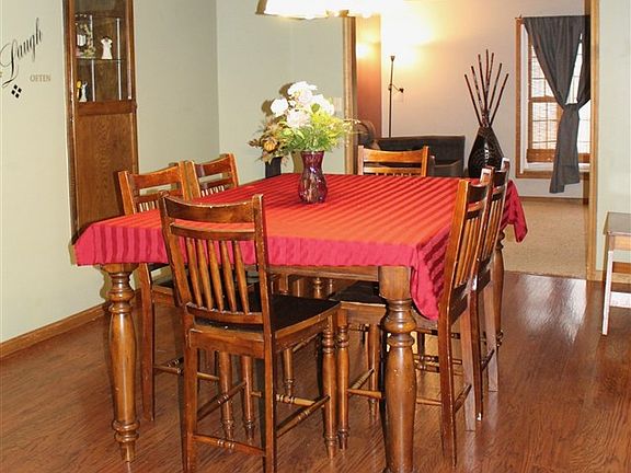 4th image of 1725 Marjorie Dr