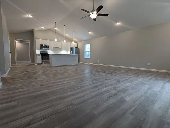 3749 Joy Cir E — Photo 4
