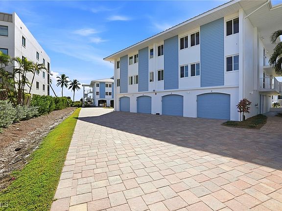 2nd image of 1341 Middle Gulf Dr Unit 4C