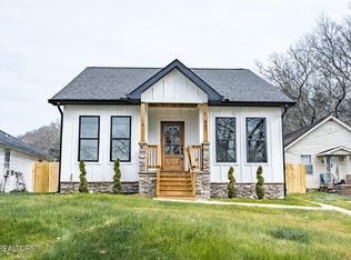 703 Redwine St, Knoxville, TN 37920