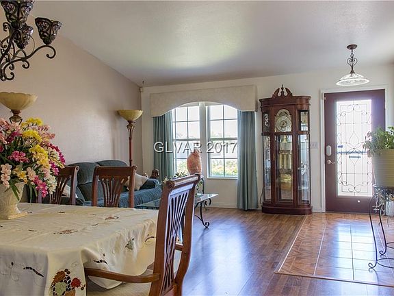 2nd image of 1031 Blue Lantern Dr
