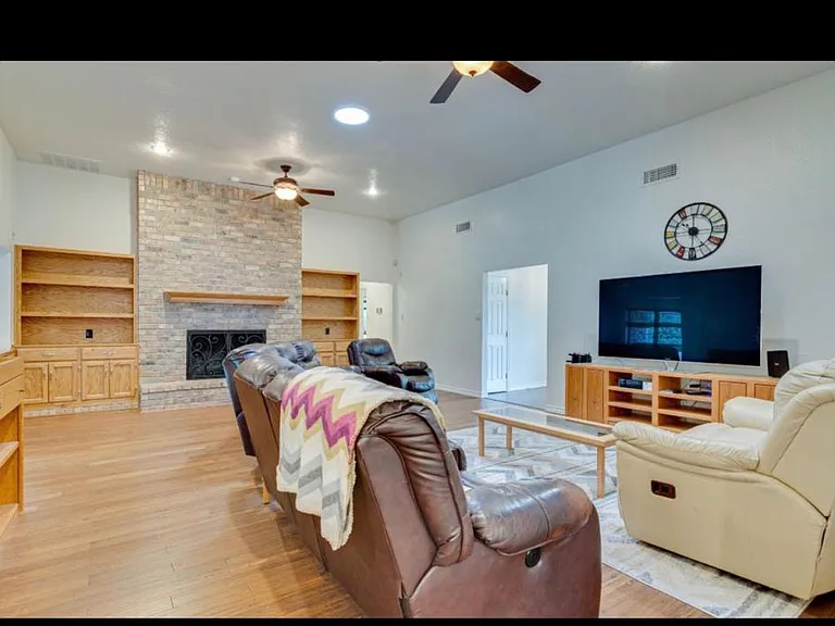 3725 Oakbriar Ln — Photo 6