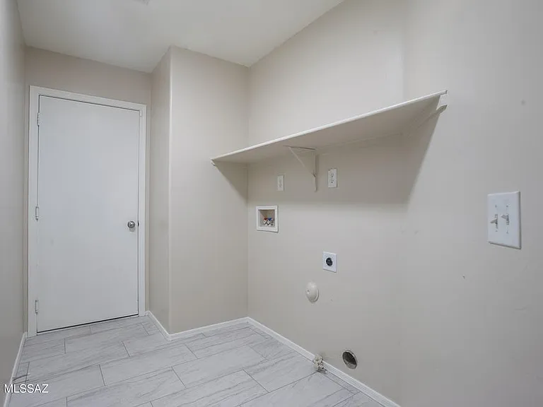 9267 N Red Diamond Ave — Photo 33