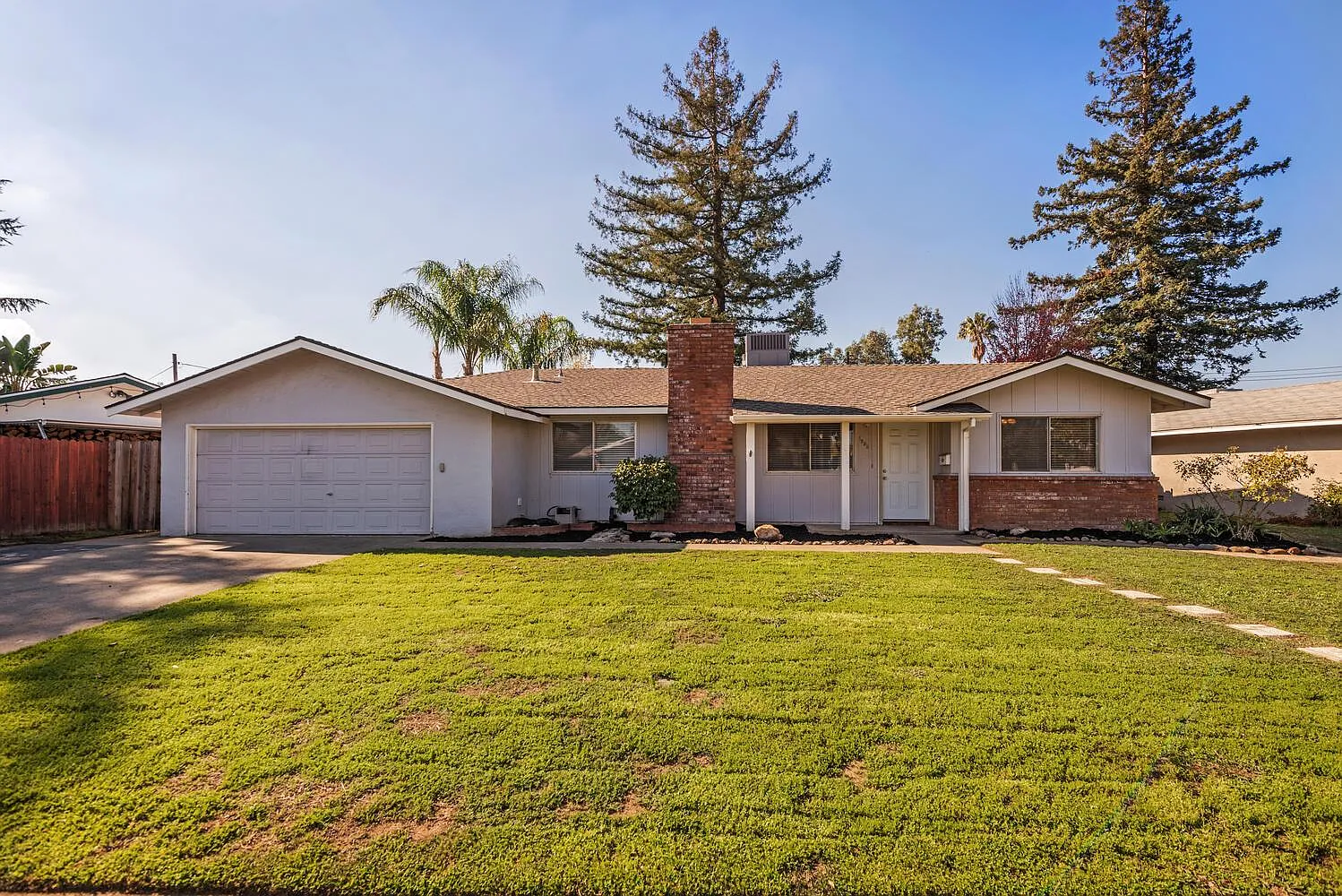 1235 Palm Ave photo 1