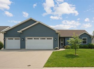 202 Jasper St, Marion, IA 52302