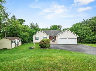 1623 Mohican Ct, Effort, PA 18330