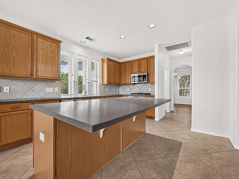 1415 Kennewick Ct — Photo 19