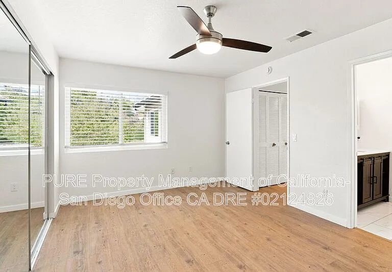 11305 Avenida De Los Lobos #C — Photo 15