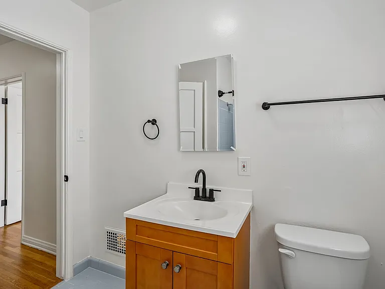 1153 Masselin Ave #4 — Photo 13