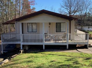 33 Ardis Ln, Hendersonville, NC 28792