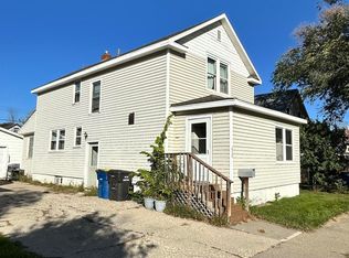 218 3rd Ave SW, Jamestown, ND 58401