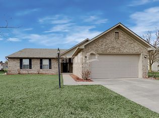 760 Franklin Lakes Blvd, Franklin, IN 46131