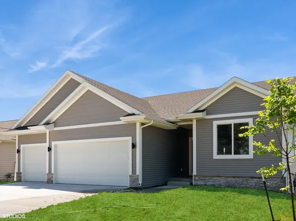 1020 2nd St NE, Altoona, IA 50009