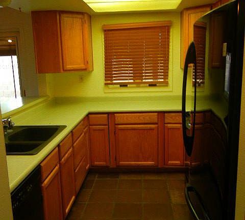 2nd image of 1308 E Ellis Dr