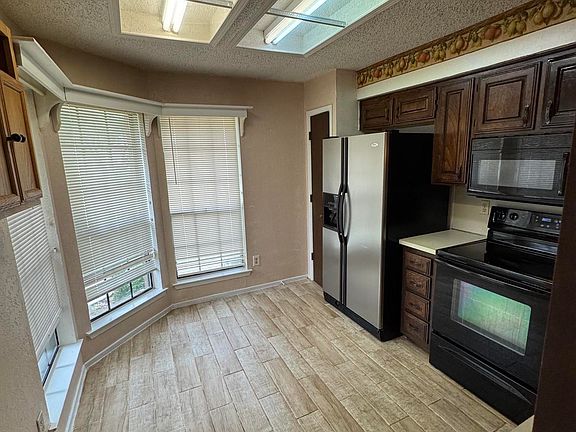 5th image of 4904 Cypress Ave