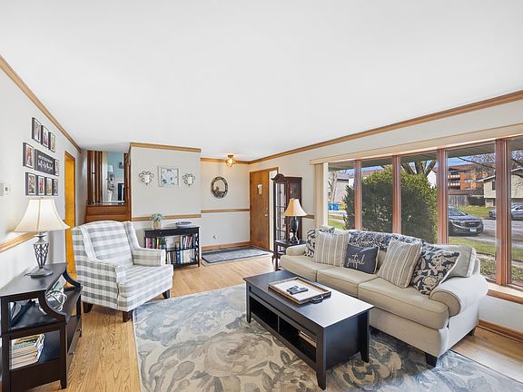 3rd image of 2311 Clyde Ter