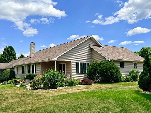 4th image of 3209 Leona Dr