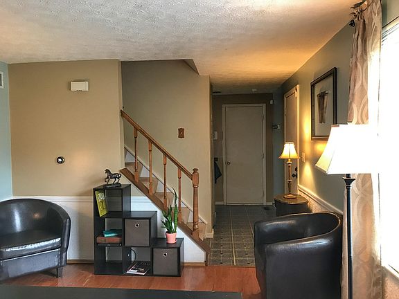 3rd image of 2184 Belltree Dr