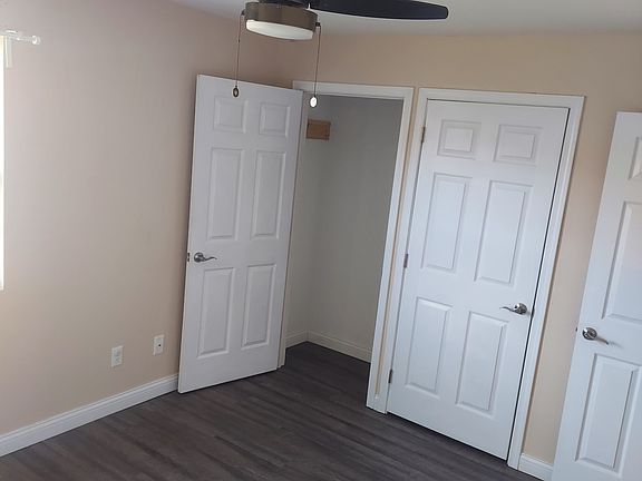 5th image of 50 Westwood Dr #2