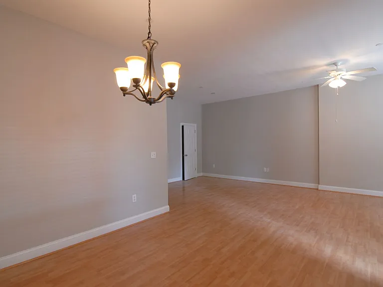 360 S Elm St #109 — Photo 3
