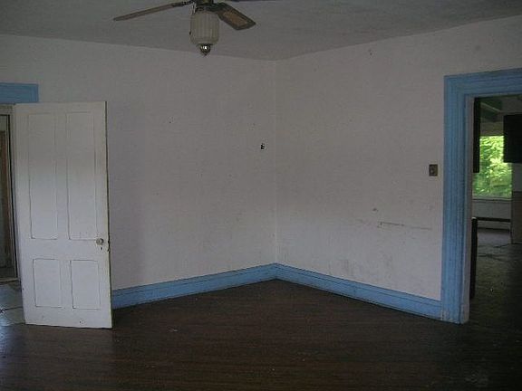 Liv Rm