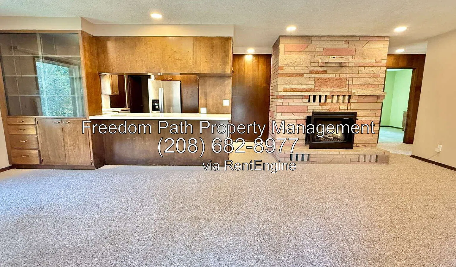 3 bed, 1.5 bath, 1184 sqft, $2,195 — Photo 2