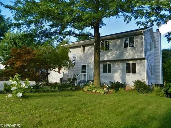 205 Leatherman Rd, Wadsworth, OH 44281