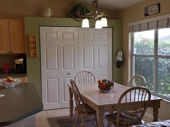 5th image of 220 N Park Road